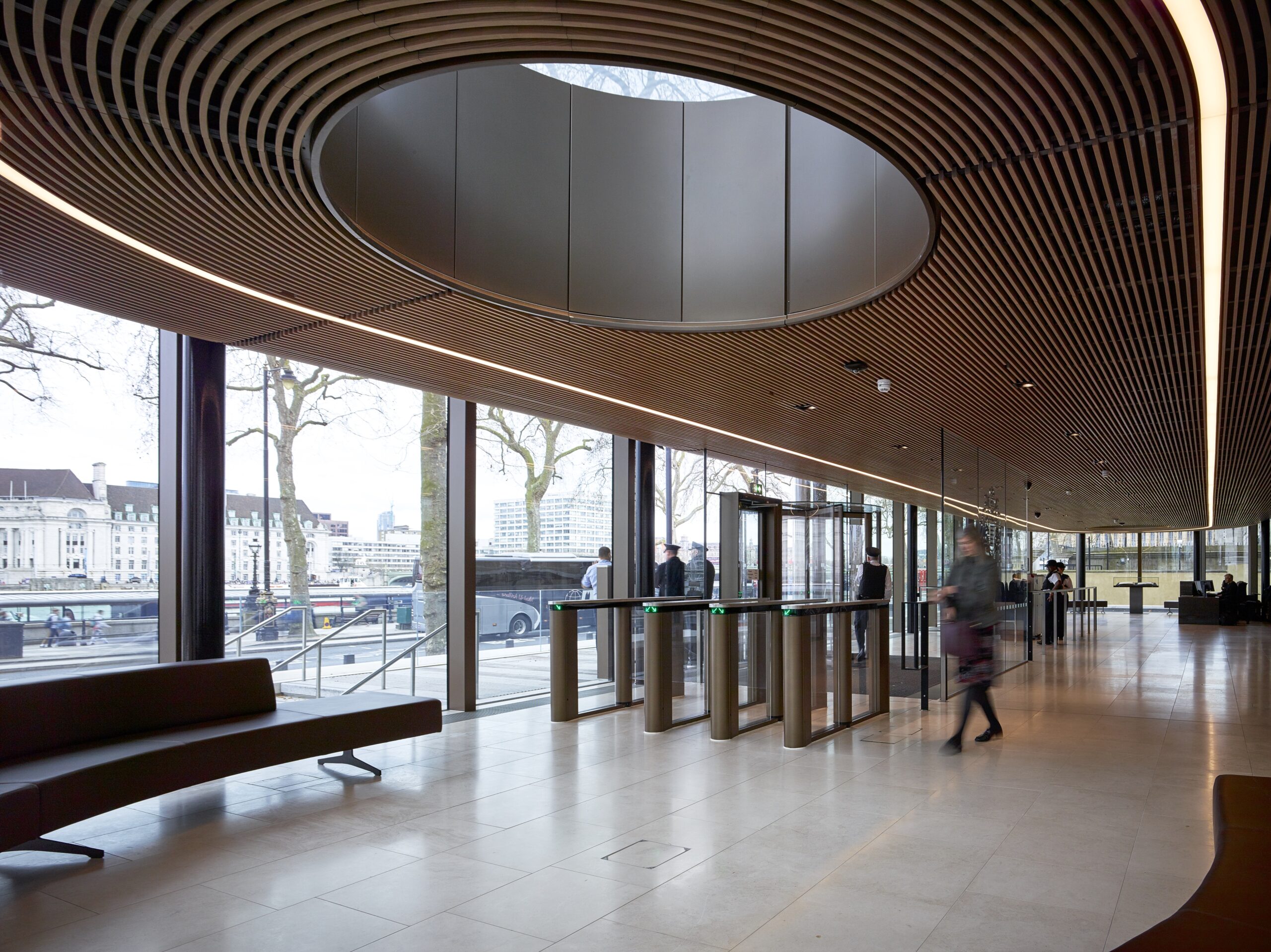 NEW SCOTLAND YARD (6)